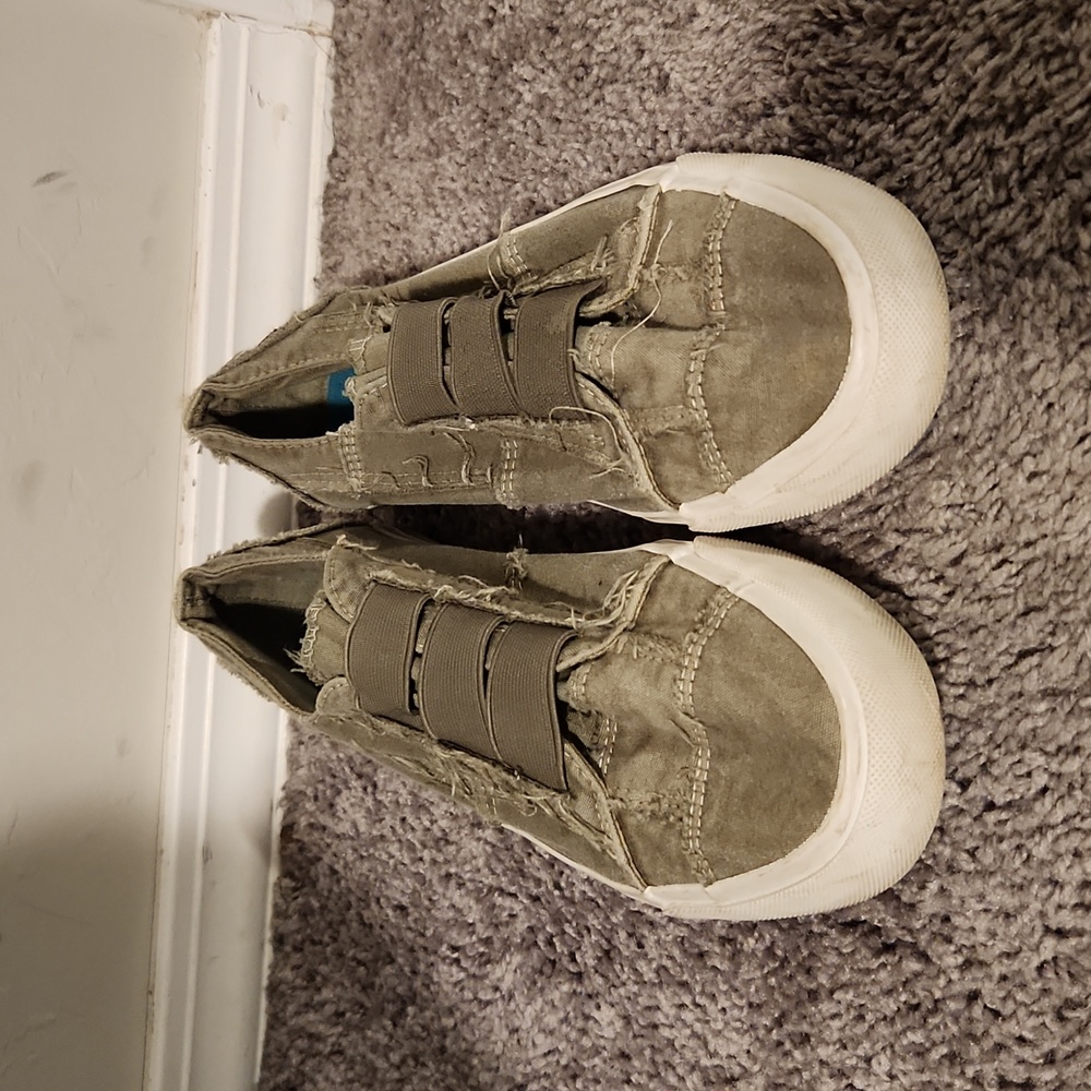 Blow Fish Slip Ons